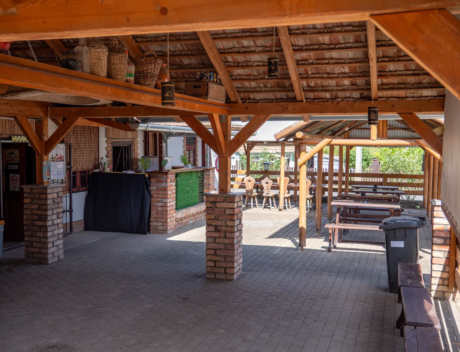 Retro Pub – Kero Group rendezvény és eszközfotó, 7. kép
